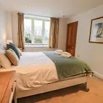 Middlerigg Tatil Evi